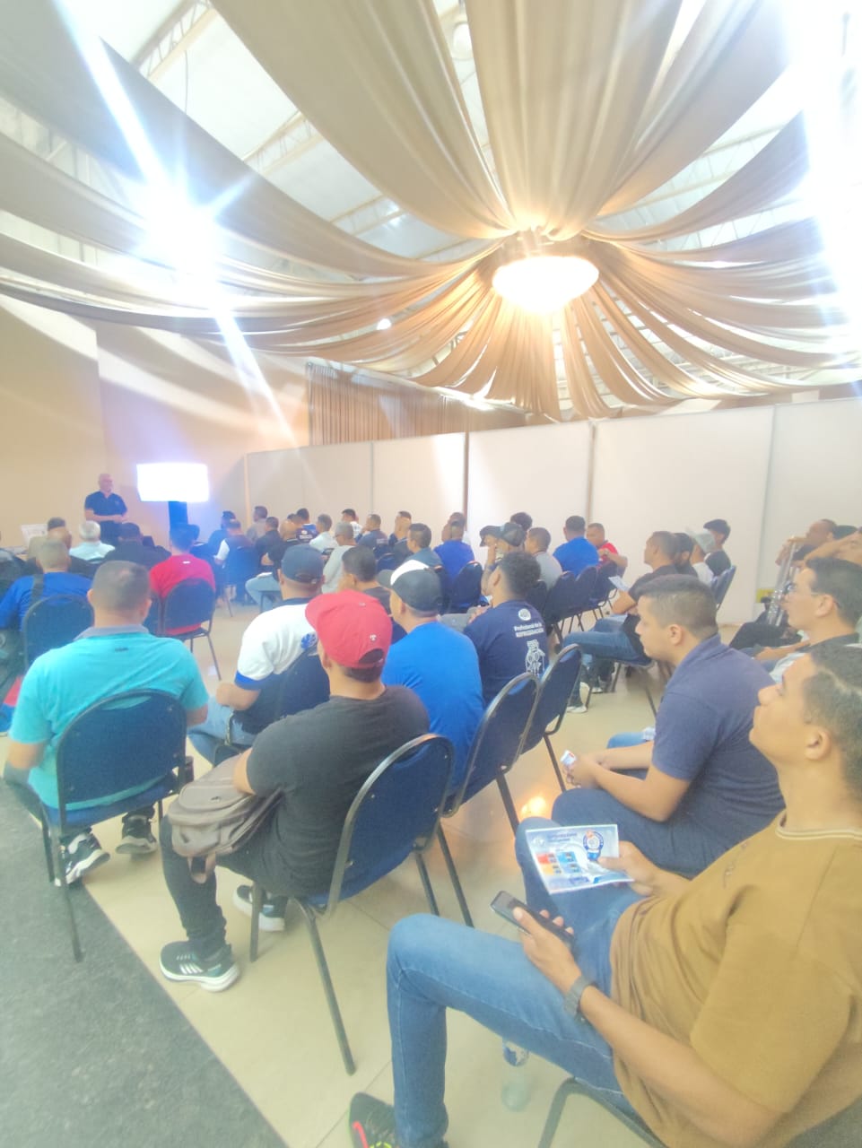 Instalación y manejo de Sistemas de control y monitoreo Z&Z Controls 